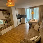 בית נופש Lets Holidays Centric House With Parking