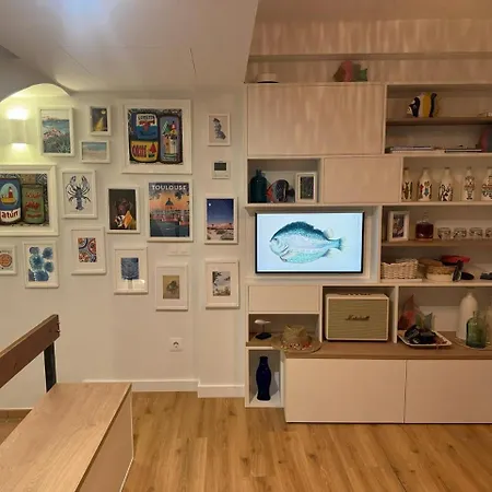 Holiday home Centric House With Parking *