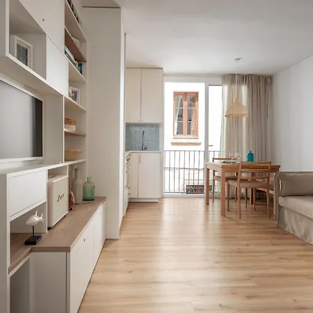 Lets Holidays Centric House With Parking Casa de vacances