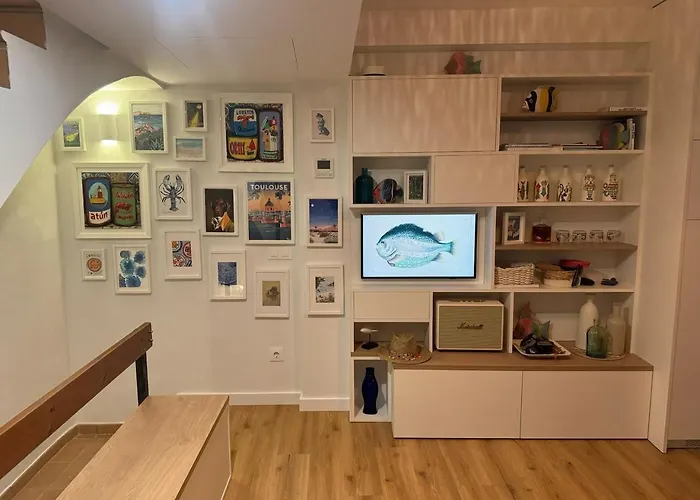 度假居 Centric House With Parking *