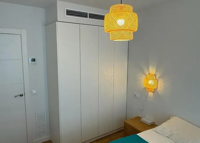 Lets Holidays Centric House With Parking Dom wakacyjny *