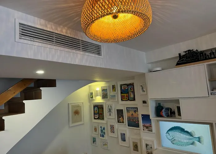 別荘 Lets Holidays Centric House With Parking